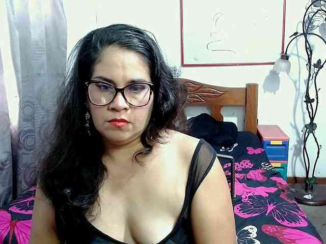 Mistresskloe webcam
