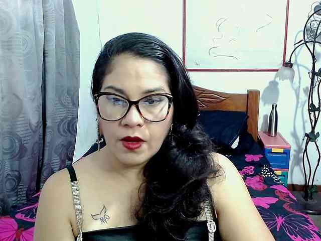 Mistresskloe webcam