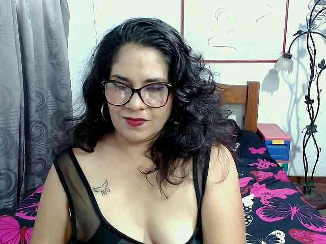 Mistresskloe webcam
