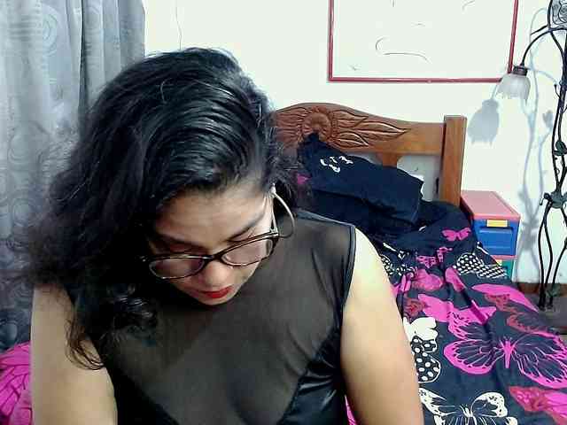 Mistresskloe webcam