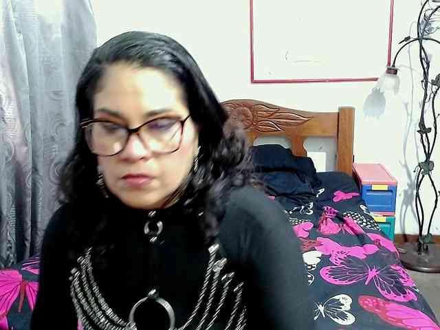 Mistresskloe webcam