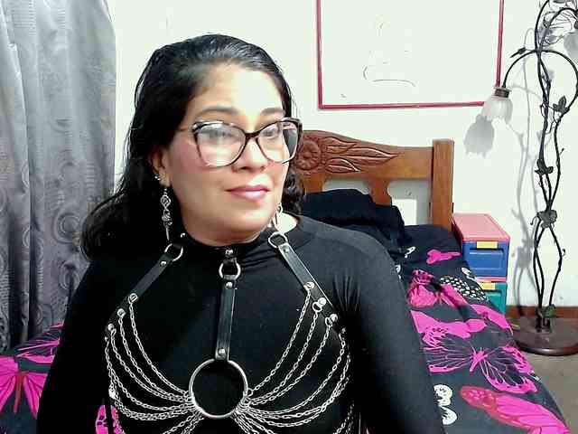Mistresskloe webcam