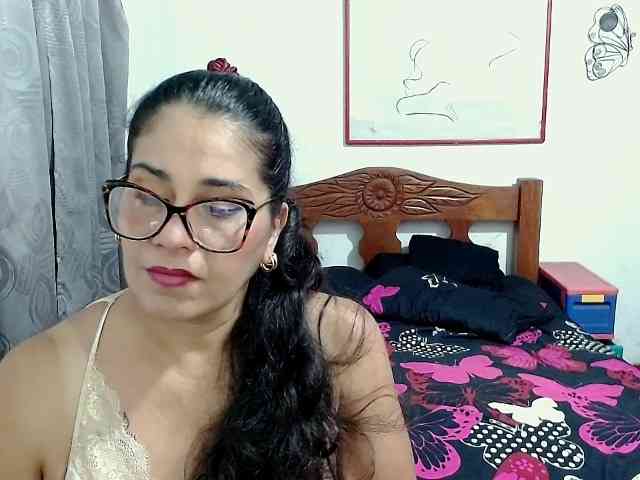 Mistresskloe webcam
