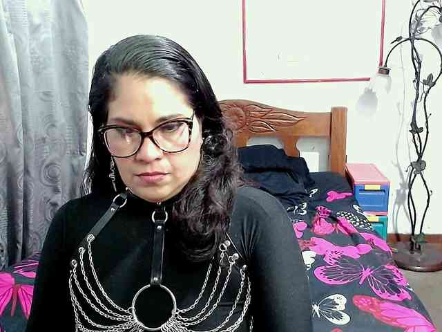 Mistresskloe webcam