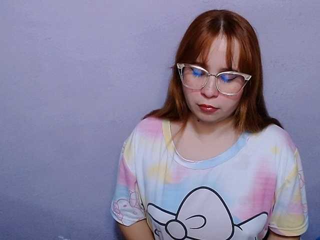 Maxlayla's BongaCams show and profile