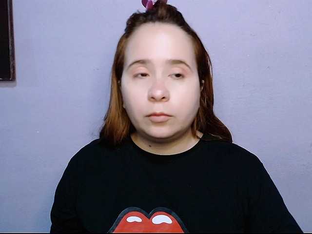 Maxlayla webcam bongacams model stream image