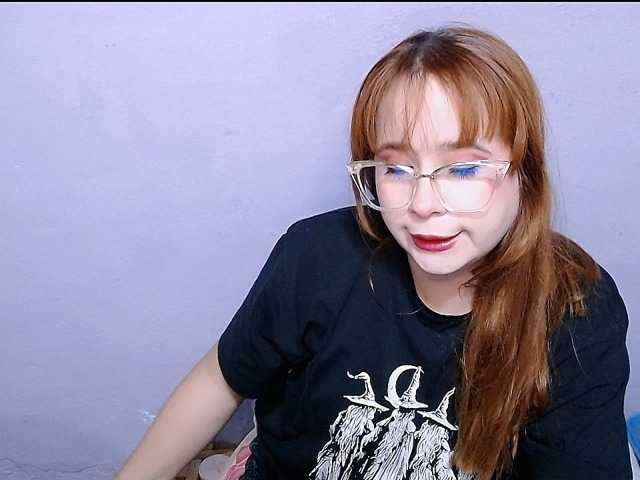 Maxlayla's BongaCams show and profile