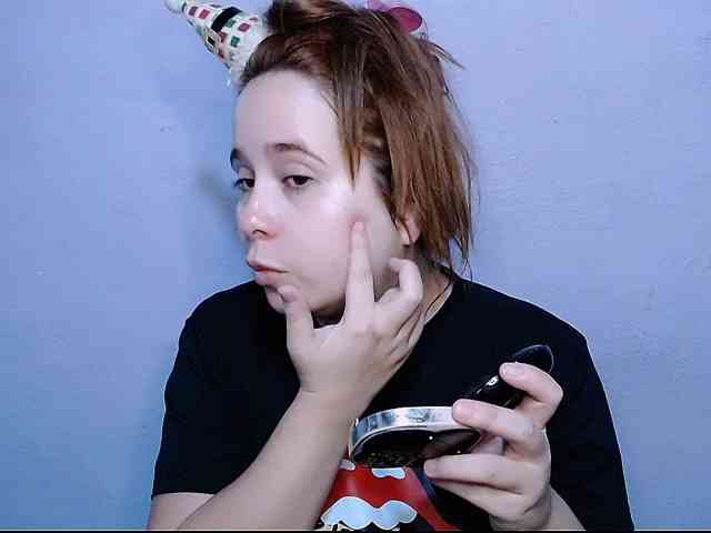 Maxlayla webcam