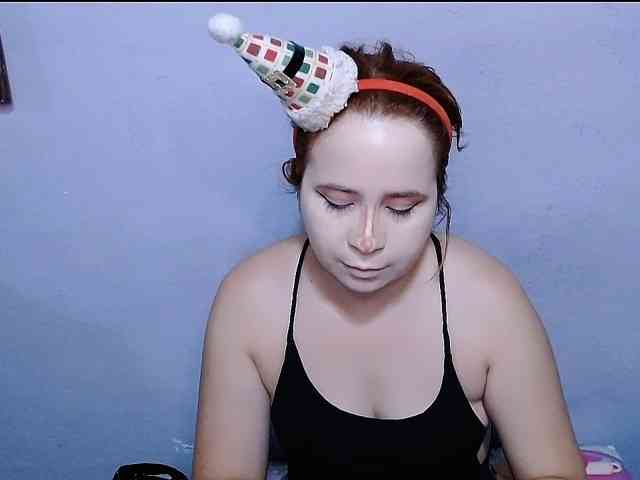 Maxlayla Live Webcam on BongaCams