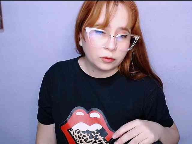 Maxlayla Live Webcam on BongaCams
