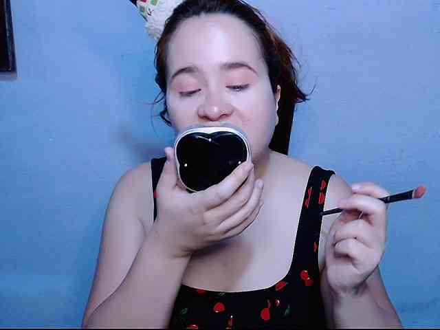 Maxlayla webcam
