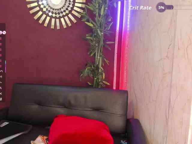 Luisa-Martinez webcam
