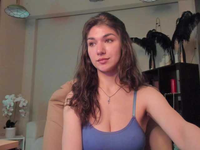 MonikaBa's BongaCams show and profile