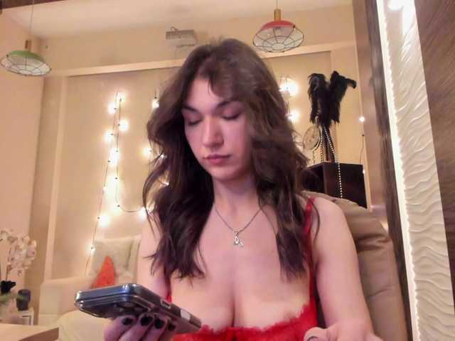 MonikaBa's BongaCams show and profile