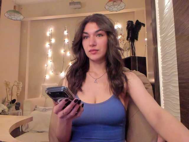 MonikaBa's BongaCams show and profile