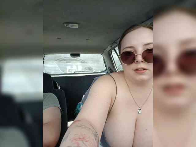 Red-rooms webcam