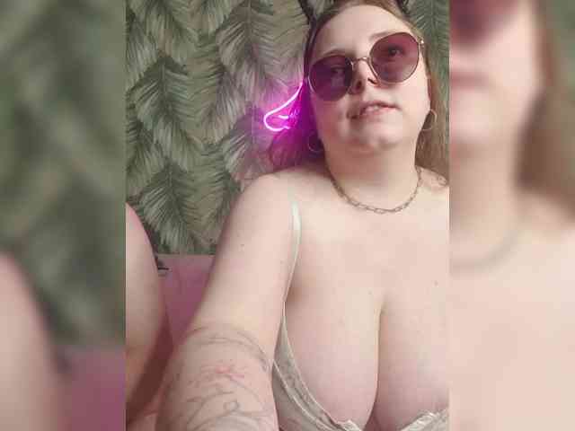 online webcam show Red-rooms