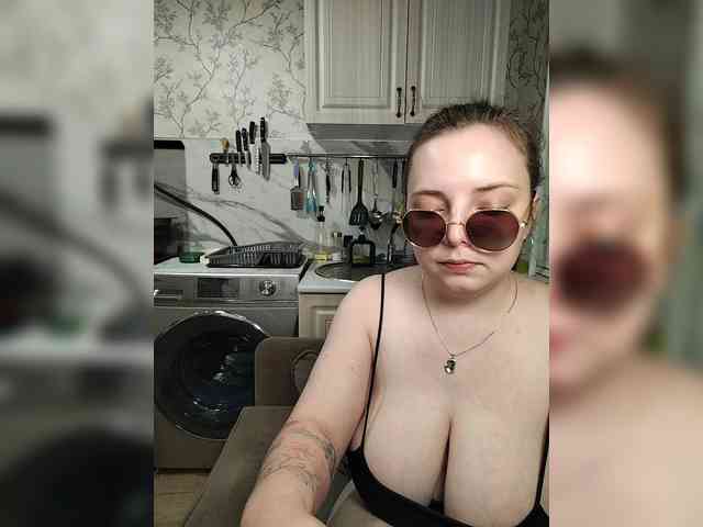 Red-rooms webcam