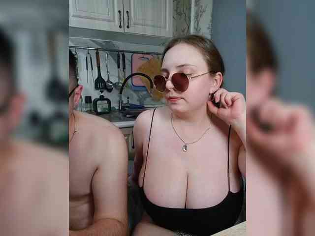 Red-rooms webcam