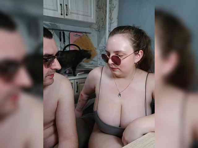 Red-rooms webcam