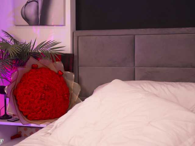 Lexi-Reed's BongaCams show and profile