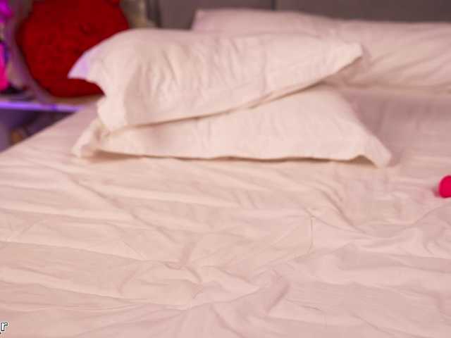 Lexi-Reed's BongaCams show and profile