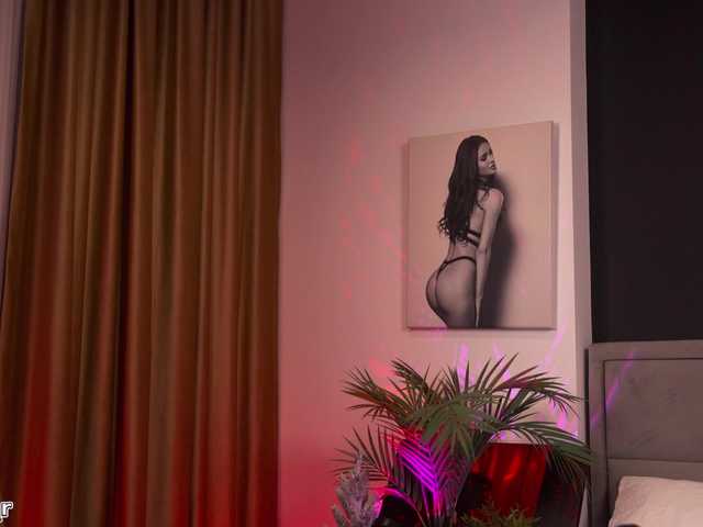 Lexi-Reed's BongaCams show and profile