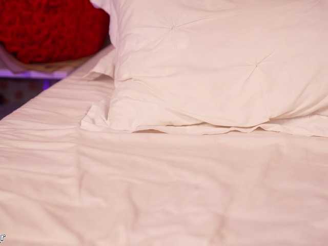 Lexi-Reed's BongaCams show and profile