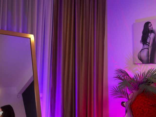 Lexi-Reed's BongaCams show and profile