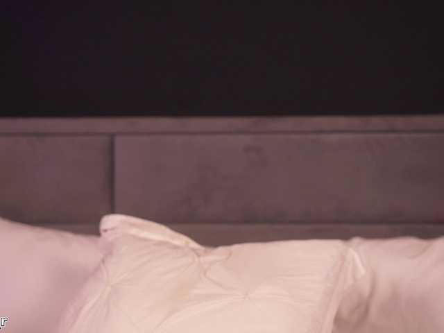 Lexi-Reed's BongaCams show and profile