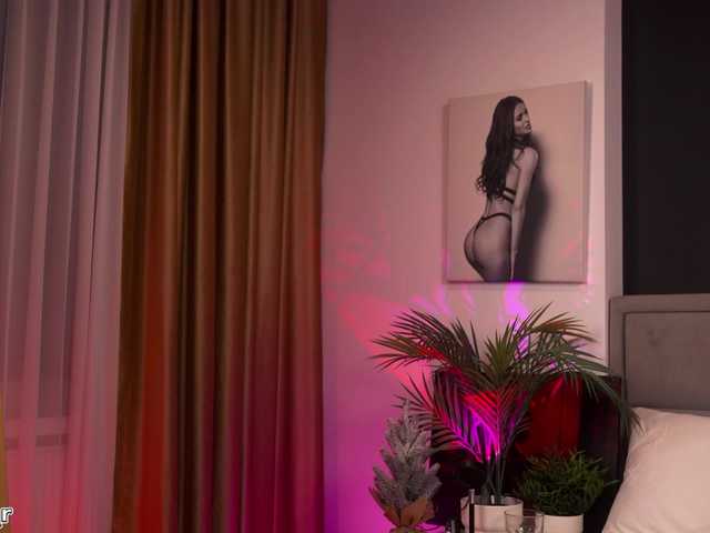 Lexi-Reed's BongaCams show and profile