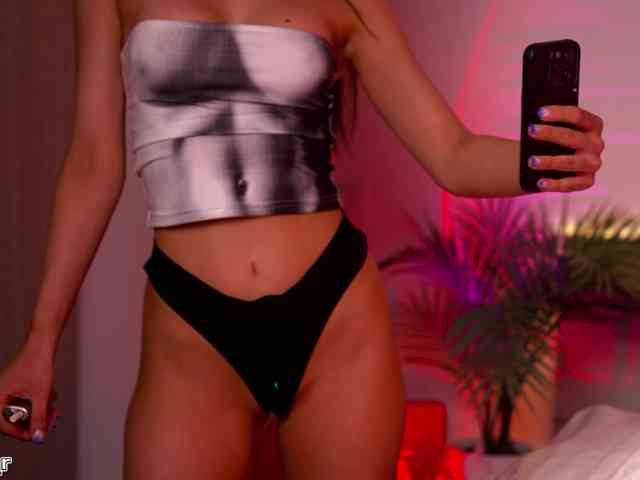 Lexi-Reed webcam