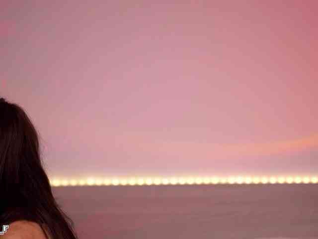 Lexi-Reed webcam