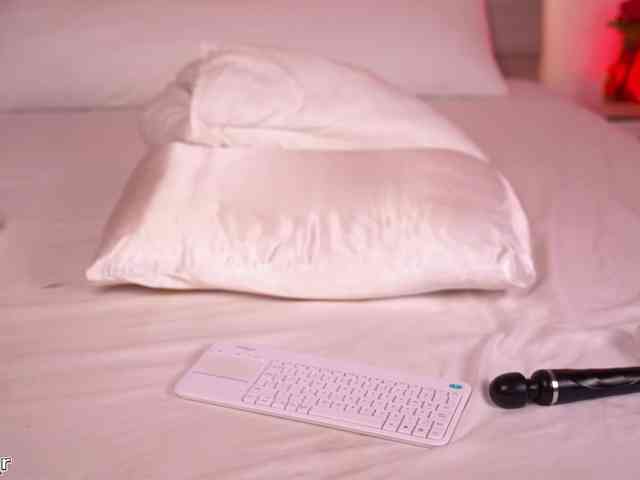 Lexi-Reed Live Webcam on BongaCams