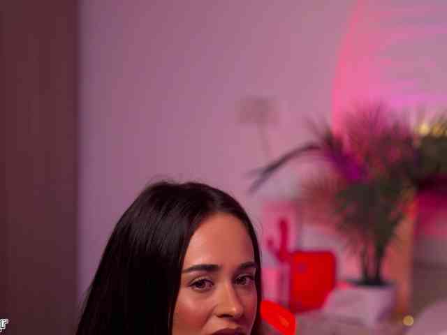 Lexi-Reed webcam