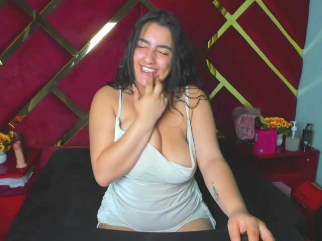 FreyjaNaugthy's BongaCams show and profile