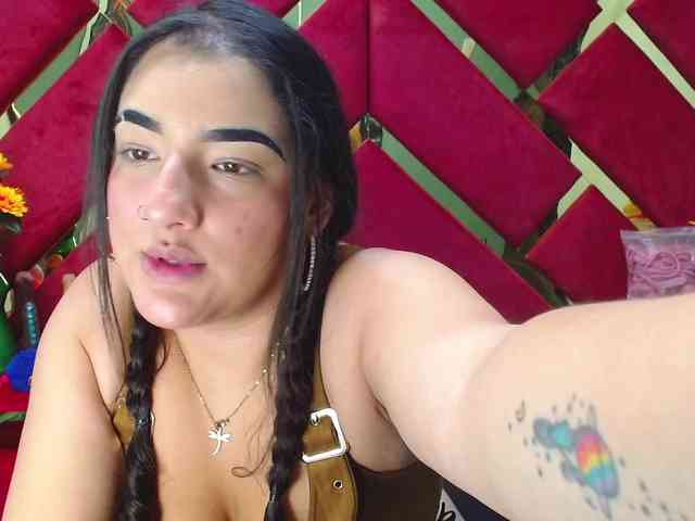 FreyjaNaugthy webcam