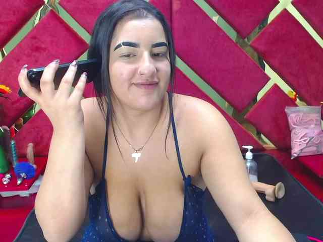 FreyjaNaugthy webcam