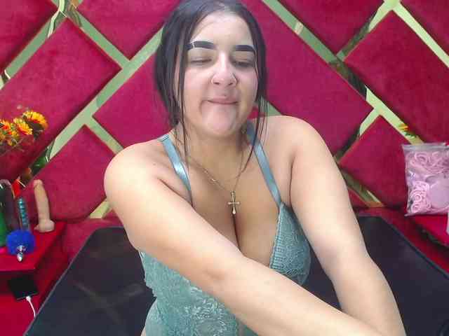 FreyjaNaugthy webcam