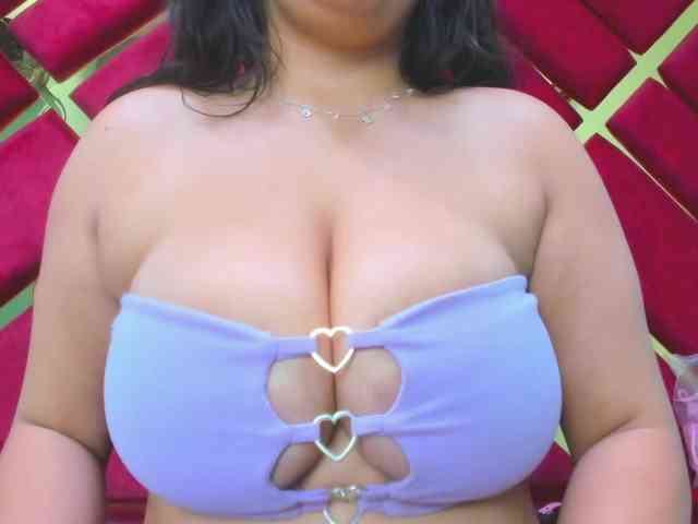 FreyjaNaugthy webcam