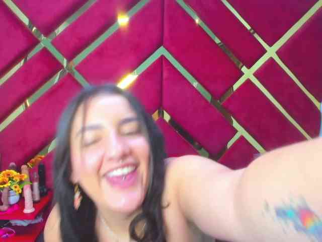 FreyjaNaugthy webcam