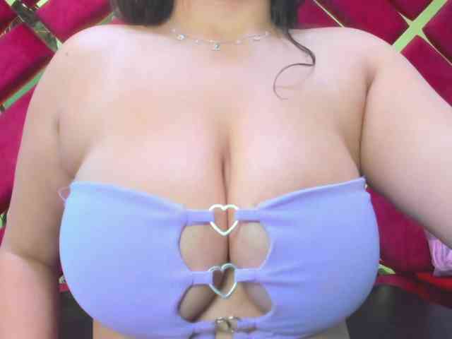 FreyjaNaugthy webcam