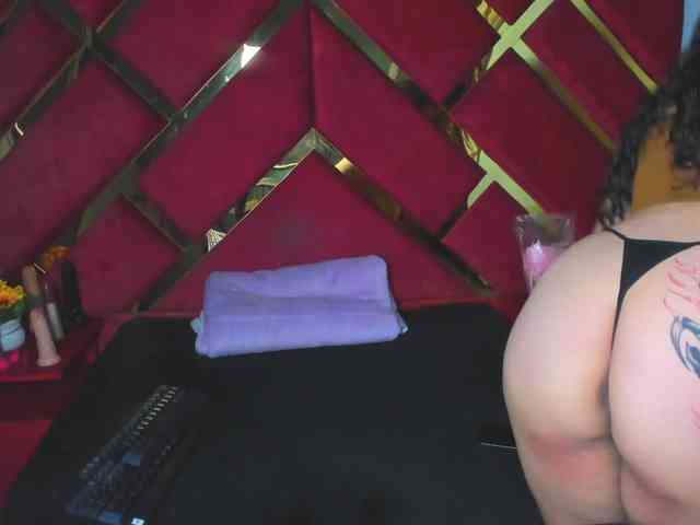 FreyjaNaugthy webcam