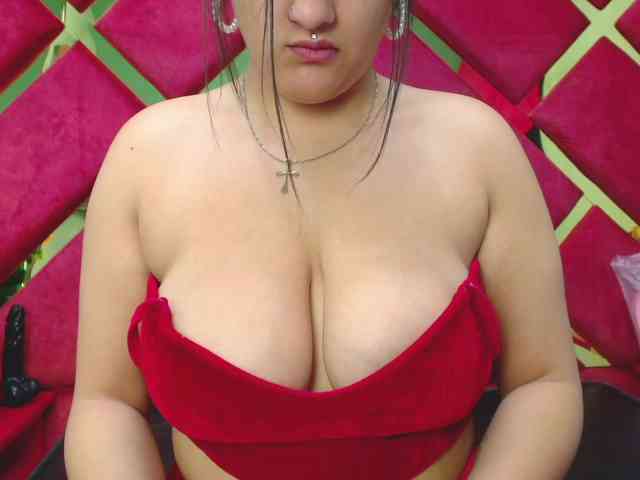 FreyjaNaugthy webcam