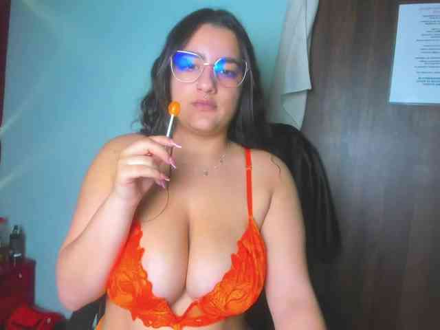 FreyjaNaugthy webcam