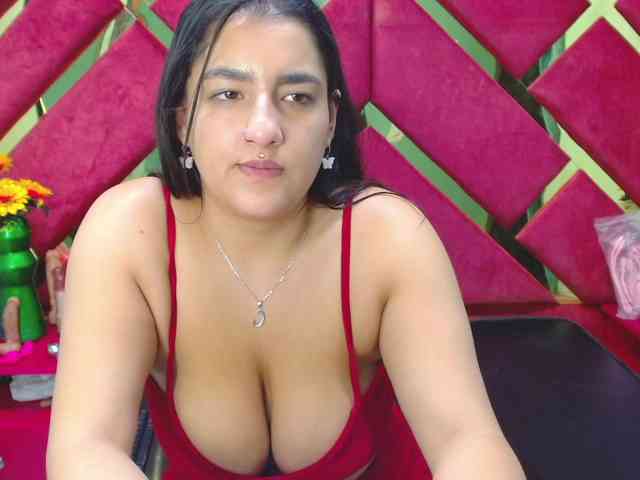 FreyjaNaugthy webcam