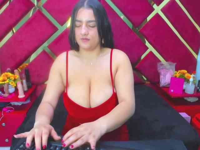 FreyjaNaugthy webcam