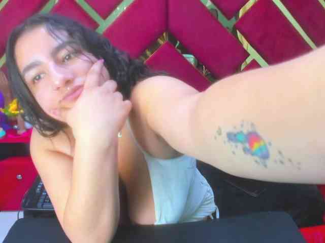 FreyjaNaugthy webcam