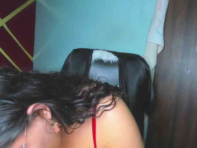 FreyjaNaugthy webcam