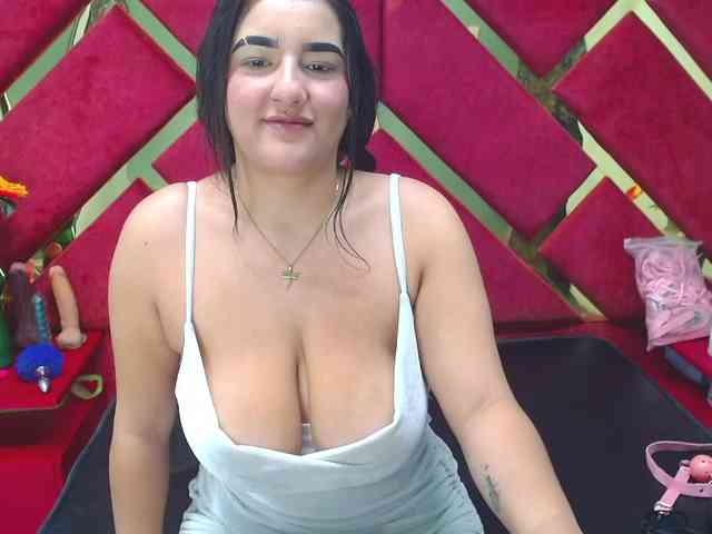 FreyjaNaugthy webcam